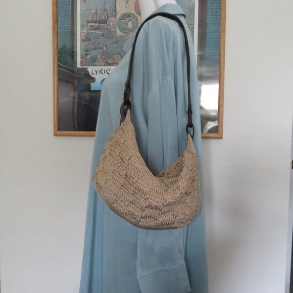 The SAK Crochet Hobo Shoulder Bag - Light Brown/Tan - Handbag -EUC - Picture 4 of 12